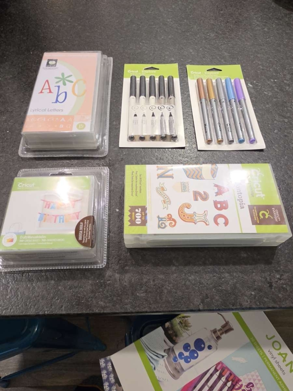 Cricut Lot